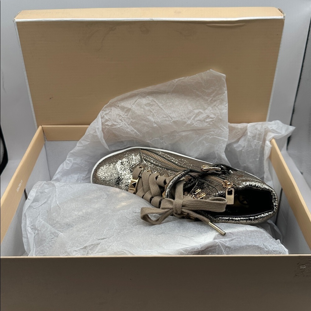 Michael Kors Metallic High Top Sneakers, Leather Upper/Rubber Outsole, Size 6.5M - Picture 16 of 16